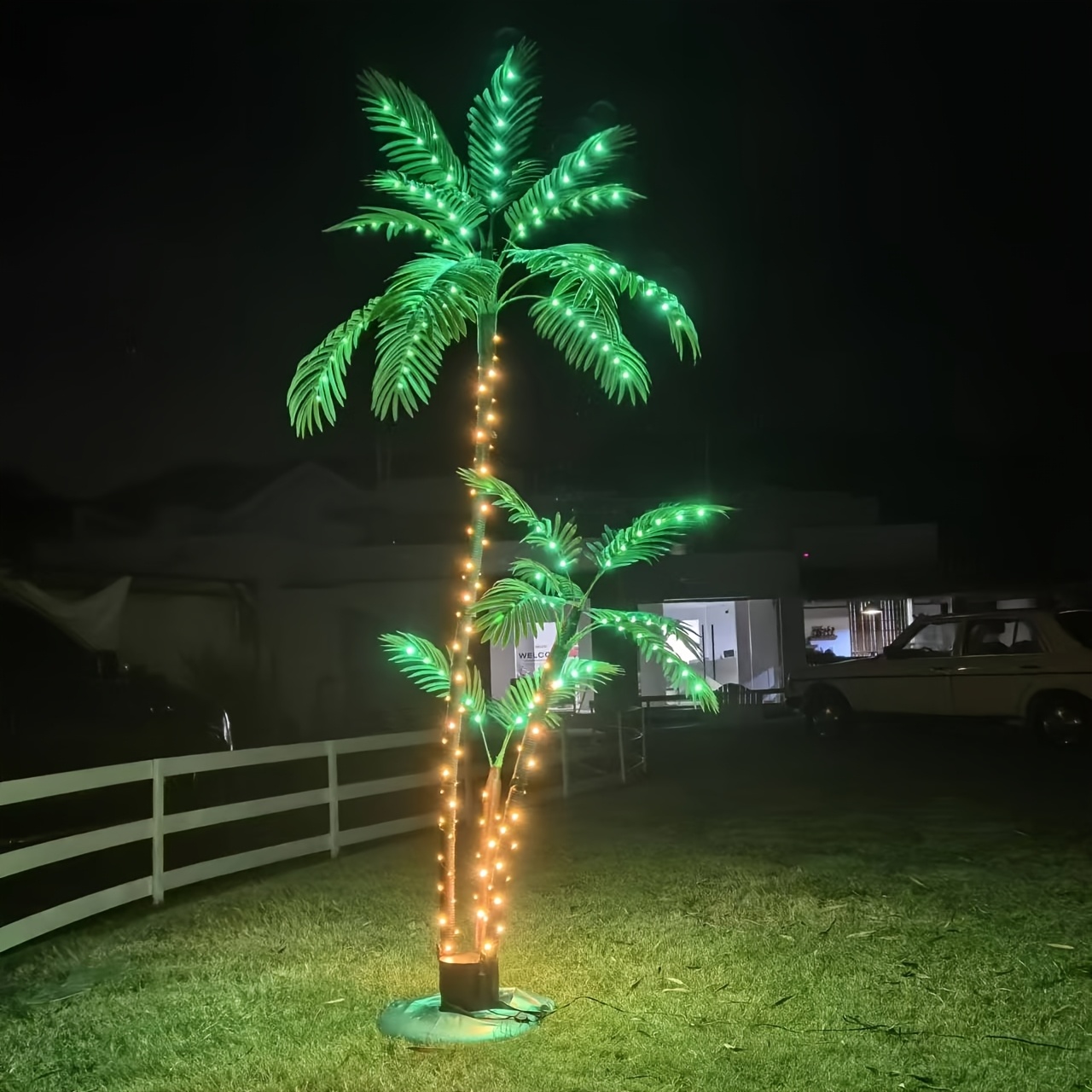 شجرة نخيل صناعية مضاءة بالطاقة - مراجعة Outdoor Lighting Tree وسعره