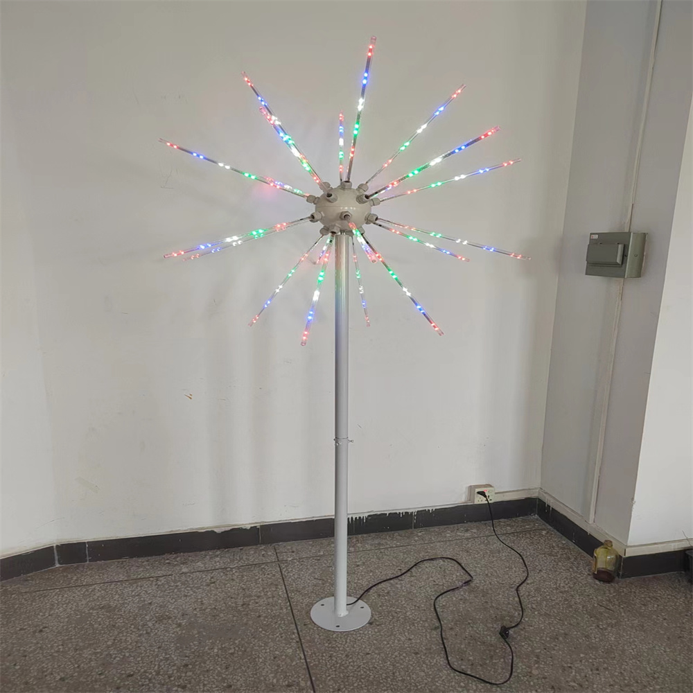 أضواء LED للمناظر الطبيعية في  - مراجعة Outdoor Lighting Tree وسعره